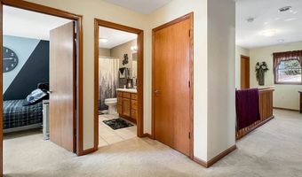 401 David Cir, Arena, WI 53503