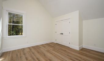 15 Woods Ln, Beaufort, SC 29907