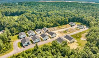 121 Isinglass Cir, Barrington, NH 03825