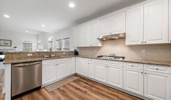 21 AURORA Cir, Barnegat, NJ 08005