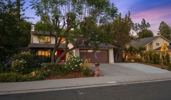 30729 Lakefront Dr, Agoura Hills, CA 91301
