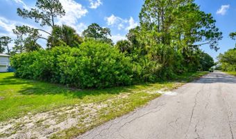 2303 Monroe Ave, Alva, FL 33920