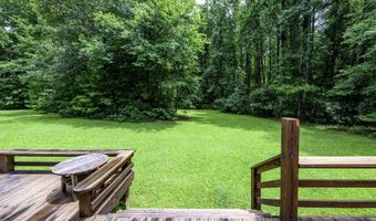740 Log Cabin Rd, Arapahoe, NC 28510