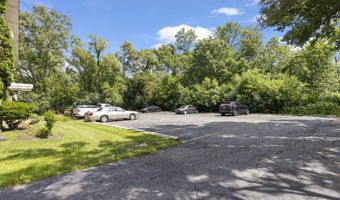 255 E OAK St 12, Addison, IL 60101
