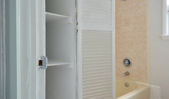 48 HUMPHREY Ave 2, Bayonne, NJ 07002