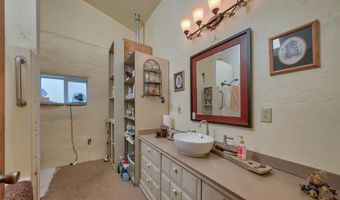63 Jack Rabbit Ln, Clark, WY 82435