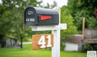 41 Boxwood Ln, Bassett, VA 24055