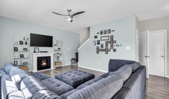 6 Hopper Ave, Barnegat, NJ 08005