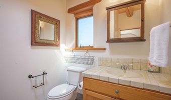 265 Hondo Seco Rd, Arroyo Seco, NM 87514