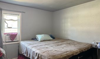 134 W Lee St, Aurora, MO 65605