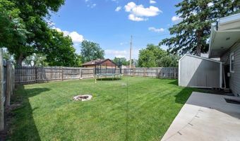 911 Kingsbury St, Belle Fourche, SD 57717