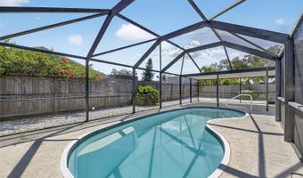 635 JAMAICA Cir E, Apollo Beach, FL 33572