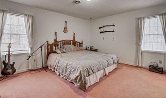 1211 Canterbury Trl, Asheboro, NC 27205