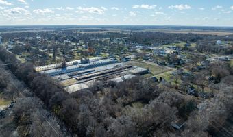 801 N MAIN St, Abingdon, IL 61410