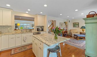 12 Boulevard Dr 35-186, Danbury, CT 06810