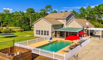 176 Jule St, Apalachicola, FL 32320