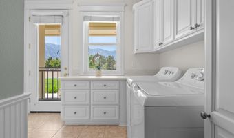 1056 Country Ln, Gardnerville, NV 89460