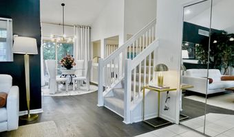 5841 Lafayette Ln, Ann Arbor, MI 48103