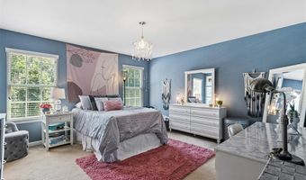 14454 Sunset Forest Ct, Ballwin, MO 63011