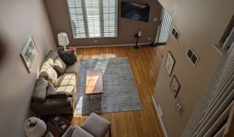 39811 N Long Dr 2, Antioch, IL 60002