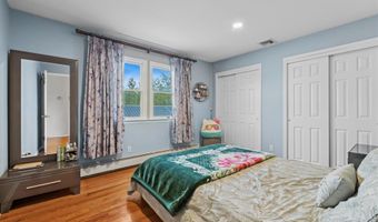 115 Schley Ave, Albertson, NY 11507