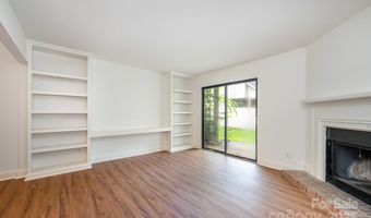 3709 Willow Point Dr, Charlotte, NC 28277