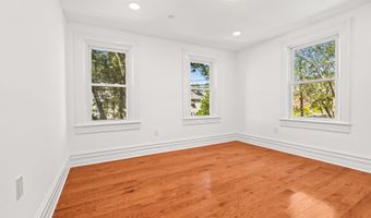 73 3rd Ave, Atlantic Highlands, NJ 07716