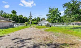 526 Main St, Bay St. Louis, MS 39520