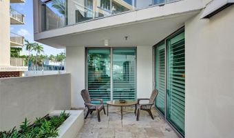 9400 W Bay Harbor Dr 103, Bay Harbor Islands, FL 33154