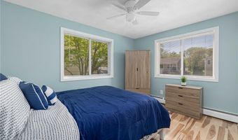 67 Meadowrue Trl, Narragansett, RI 02874