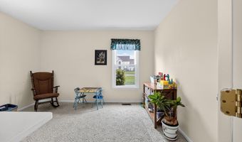 2 PEGASUS Pl, Bear, DE 19701