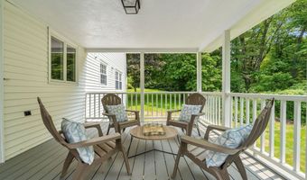 6 Lancaster Pl, Andover, MA 01810