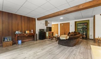 27 Adams Rd, Bloomfield, CT 06002