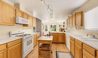 2148 Birchwood Ln, Ashland, OR 97520
