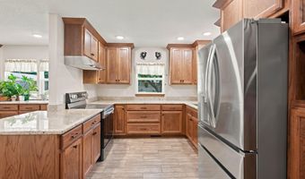 1306 Porter Ave, Aurora, MO 65605