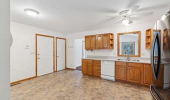 5 Topaz Cir, Auburn, ME 04210