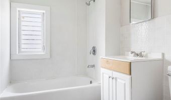 834 Devine St, Alliance, OH 44601