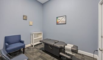1271 S Broad St, Wallingford, CT 06492