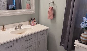 1015 Ranike Dr, Anderson, IN 46012