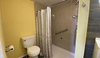 122 17th St, Bedford, IN 47421