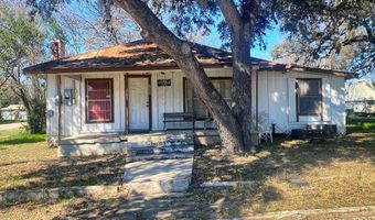 200 E Second St, Camp Wood, TX 78833