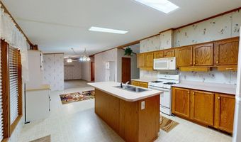 6855 Woodard Rd, Andover, OH 44003
