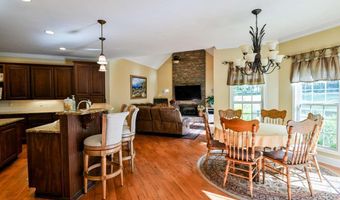 283 Creekside Dr, Arnoldsville, GA 30619