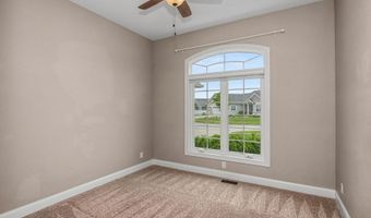 2715 Danbury Rd, Ames, IA 50010