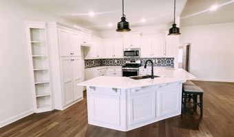 11 Shadow Creek Dr, Austin, AR 72007