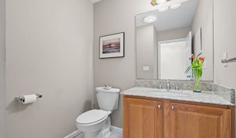 7 Woodfield Rd, Acton, MA 01720
