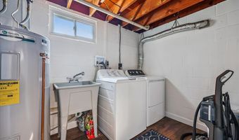 21101 CLARKSBURG Rd, Boyds, MD 20841