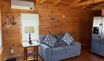 5919 Lake Rd 15, Ashtabula, OH 44004