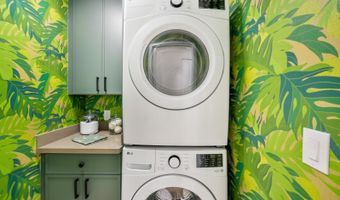 98-1743 Ulu St, Aiea, HI 96701