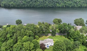 21 Lillinonah Dr, Brookfield, CT 06804